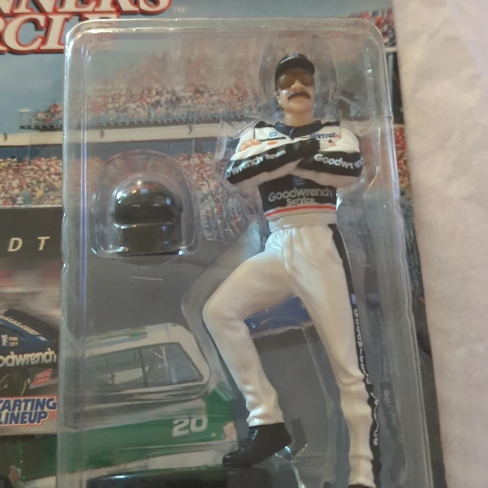 Starting Lineup Winner's Circle Figure Dale Earnhardt NWOT. SALE